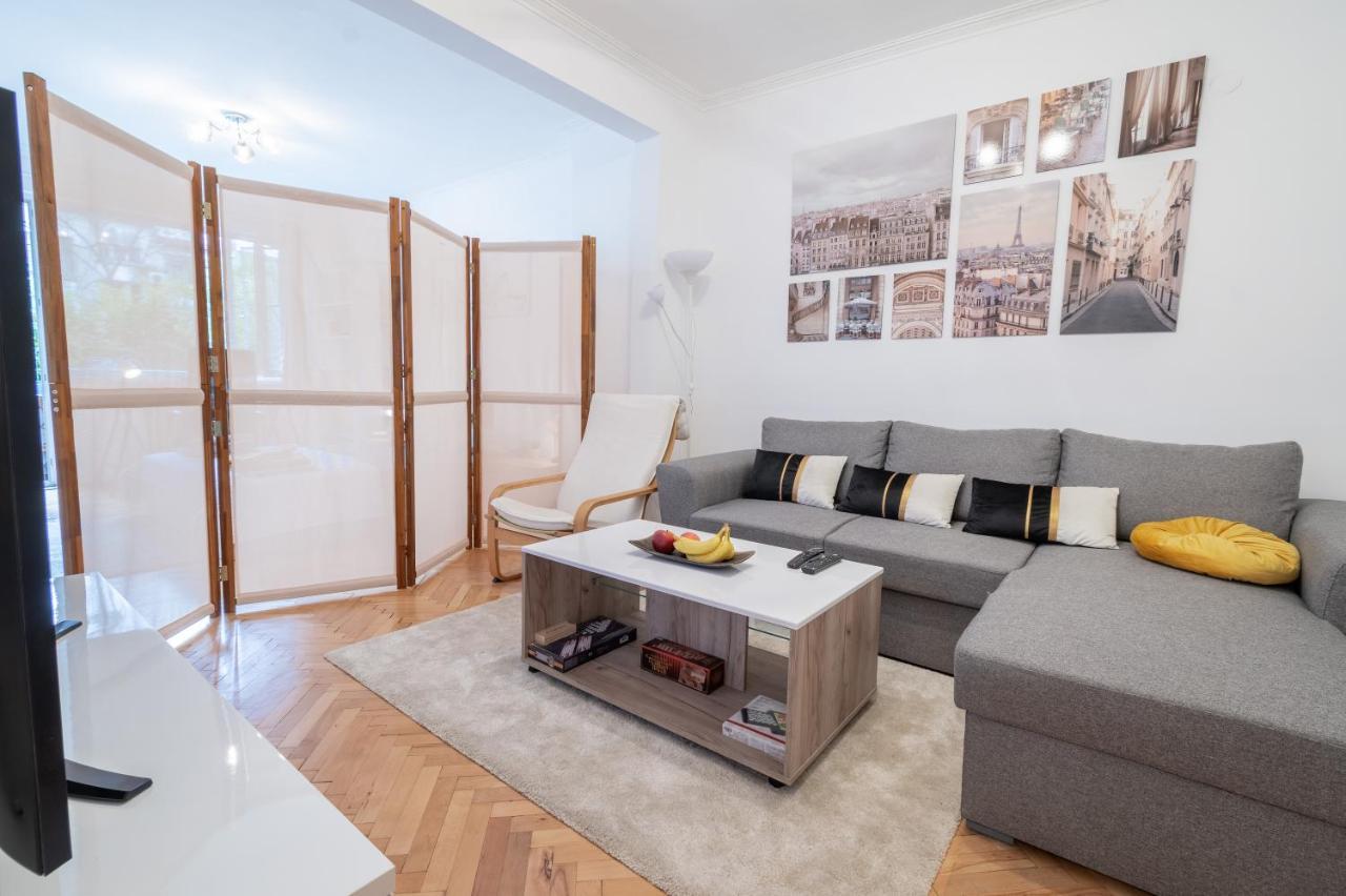 Vivid Condo By Ndk And Vitosha Blvd With Free Secured Parking And Ac Sofia Exterior foto